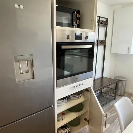 Modern & Comfortable House Near Bordeaux *
