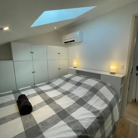 Modern & Comfortable House Near Bordeaux Дом отдыха Сен-Медар-ан-Жаль